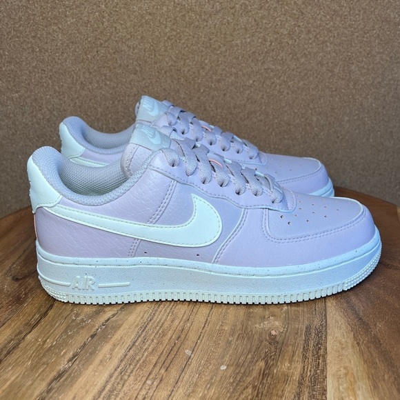 Nike
Air Force 1 07 SE
Brand new - Picture 3 of 7
